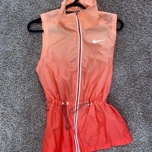 Nike vest